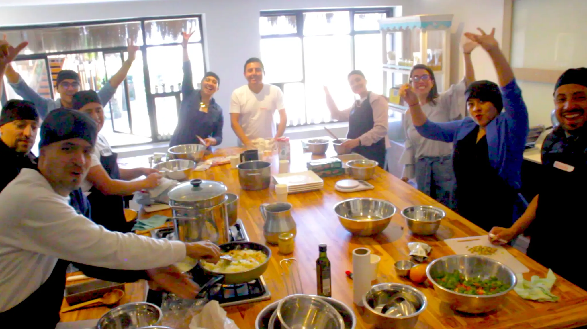 Equipo cocinando